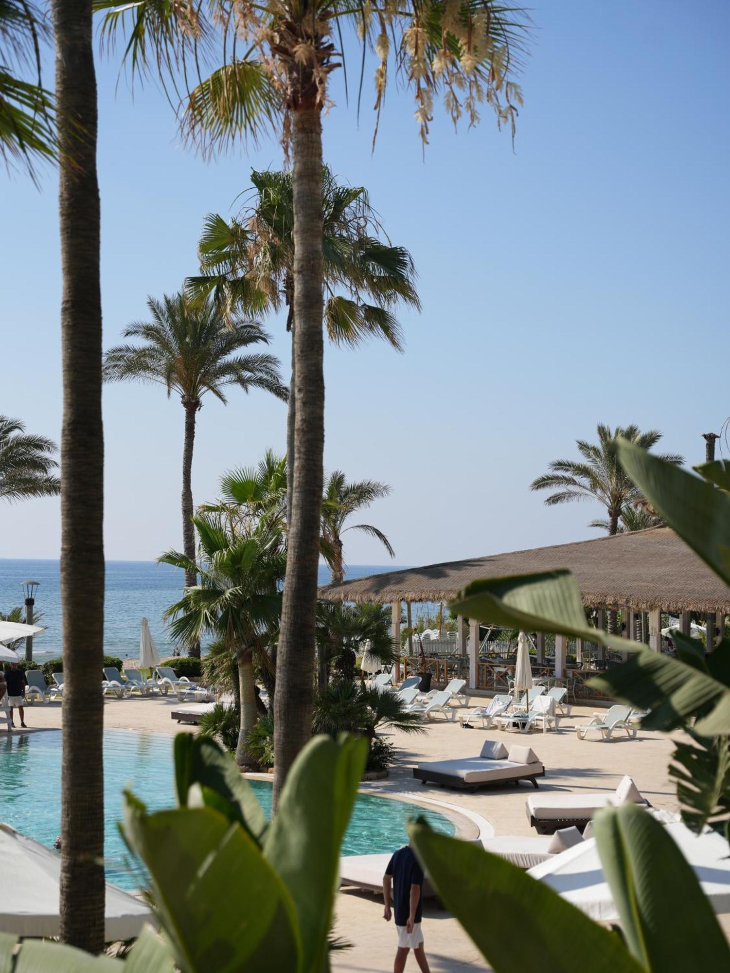 Laguava Resort Ar Rumaylah Екстериор снимка